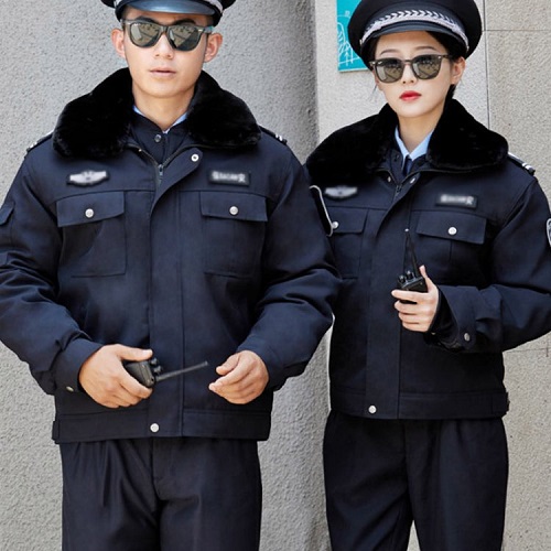定做保安服應(yīng)該定做什么款式的保安制服？